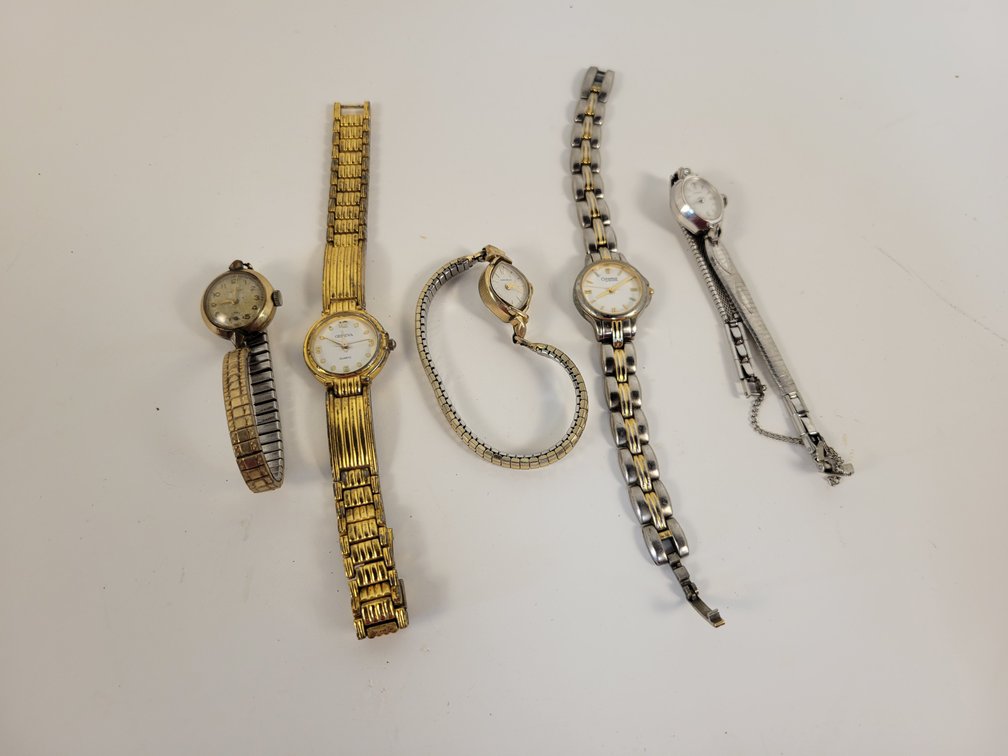 (5) Vintage Ladies Wristwatches