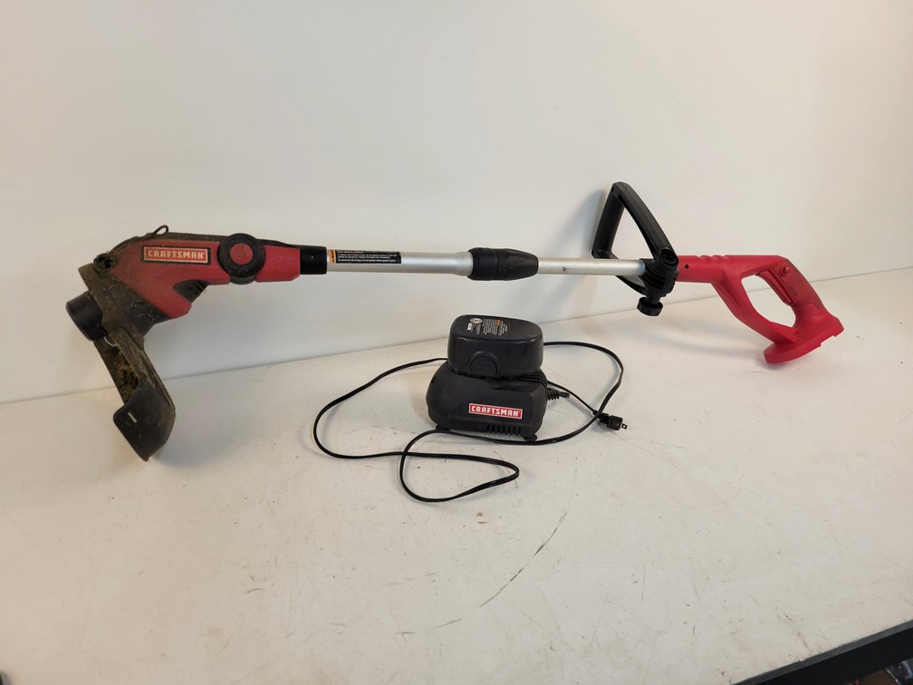 Craftsman 18V Cordless weed Trimmer with Charger