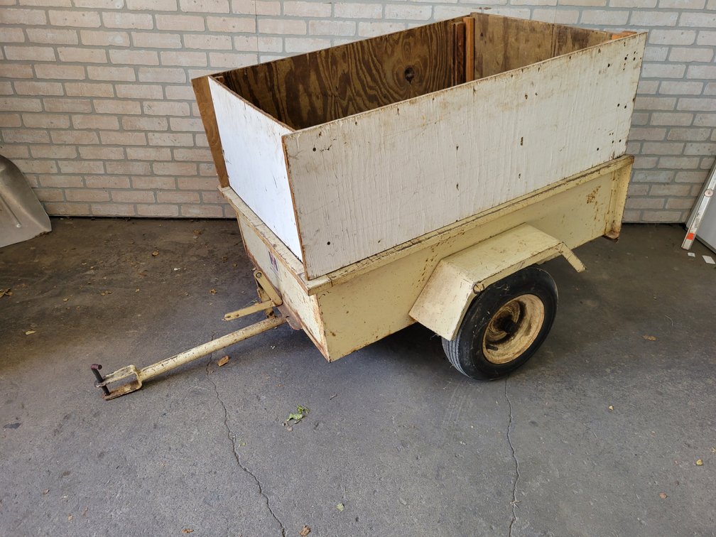 International Harvester Dumping Yard Trailer