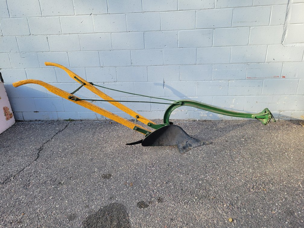 Antique 1-Bottom Horse Drawn Plow