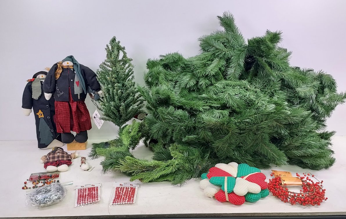 Christmas Garland, Decorations & More
