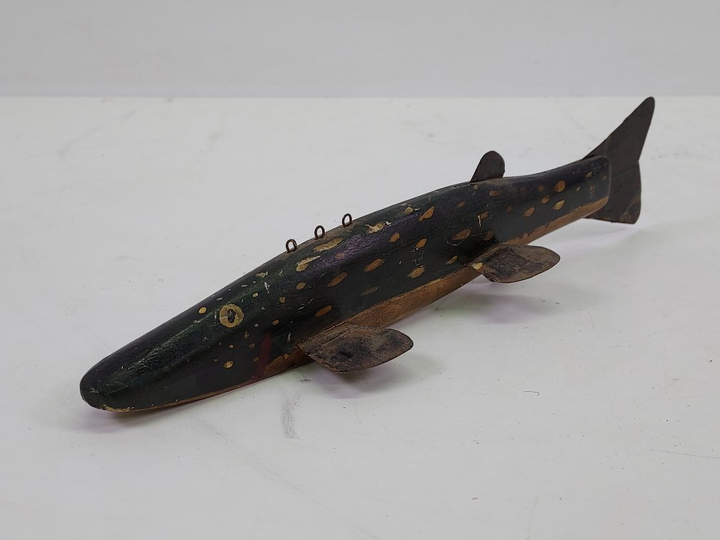 Vintage Wood Northern Pike Ice Spearing Decoy