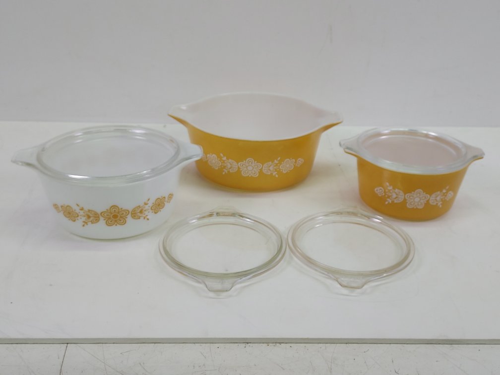 (3) Vintage Pyrex Butterfly Gold Casserole Dishes