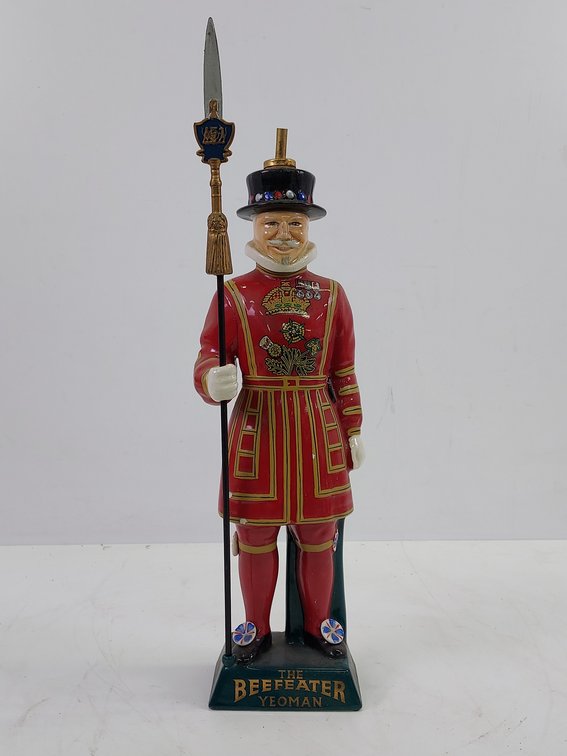 Vintage Carlton Ware Beefeater Gin Ceramic Decanter