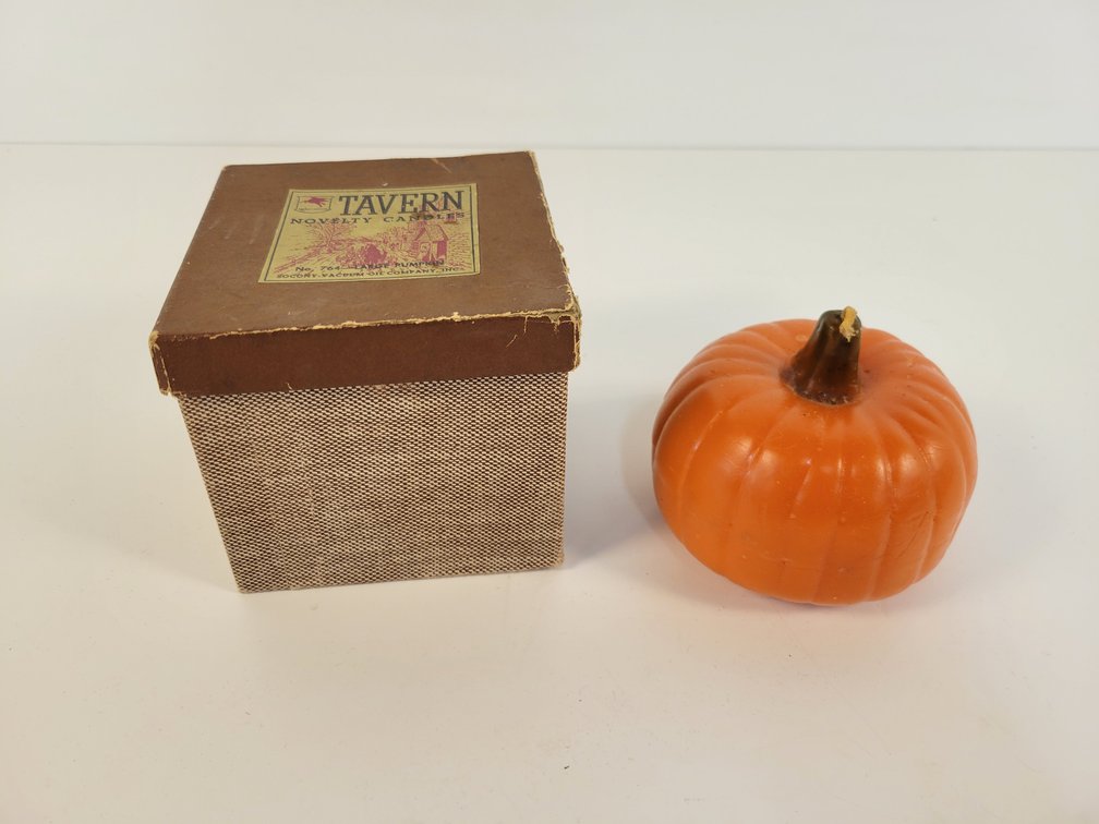Halloween Pumpkin Candle - Socony-Vacuum (Mobil) with Original Box