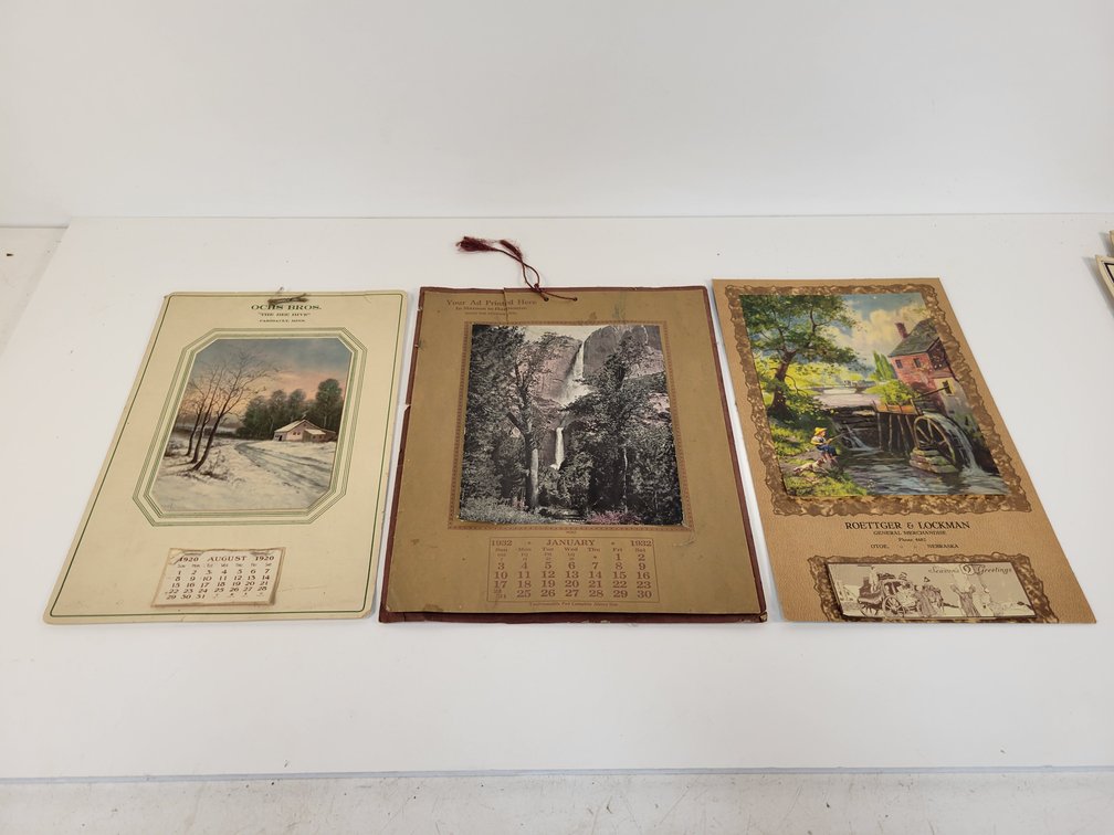 (3) Vintage Calendars
