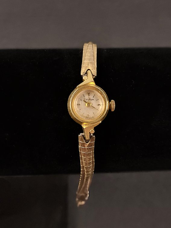 1966 Bulova 14K Gold Ladies Wristwatch