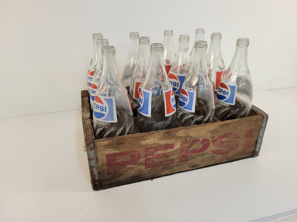 (12) PEPSI Quart Glass Bottles in Wood Crate