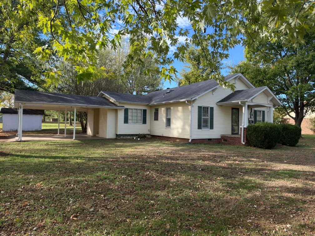 1905 W Main St, Lavaca, AR