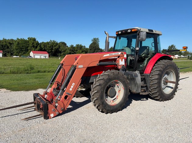 Image for 2009 Massey Ferguson 6480