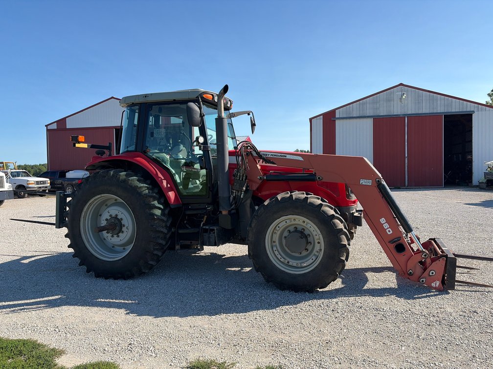Image for 2009 Massey Ferguson 6480