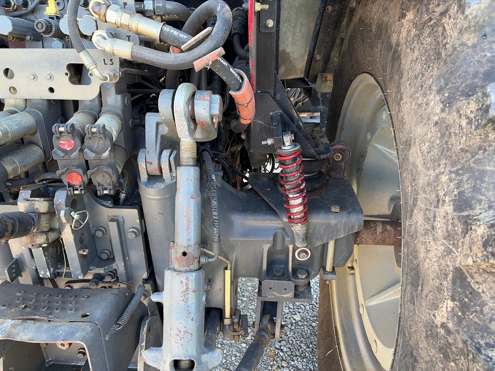 Image for 2009 Massey Ferguson 6480