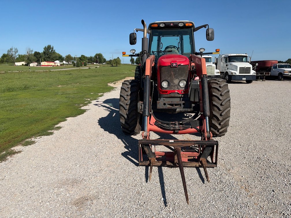 Image for 2009 Massey Ferguson 6480