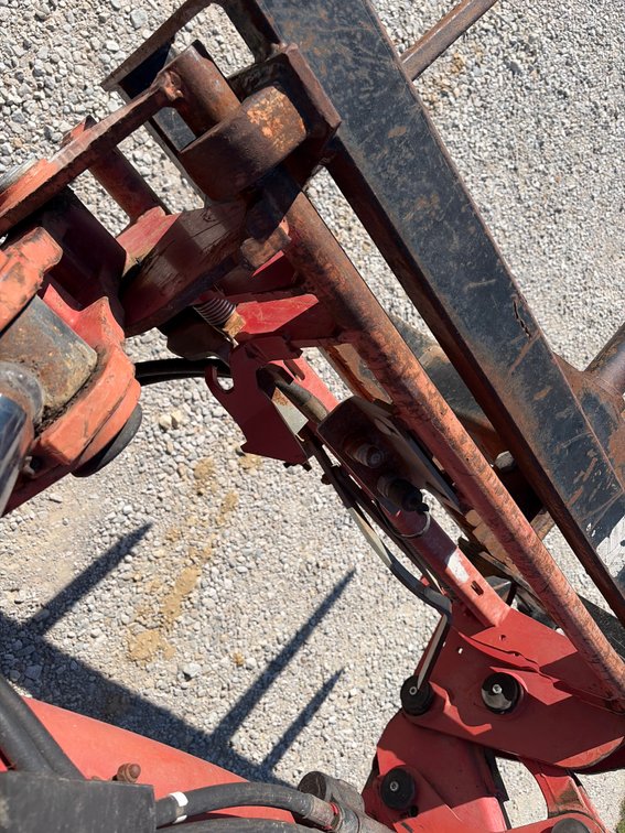Image for 2009 Massey Ferguson 6480