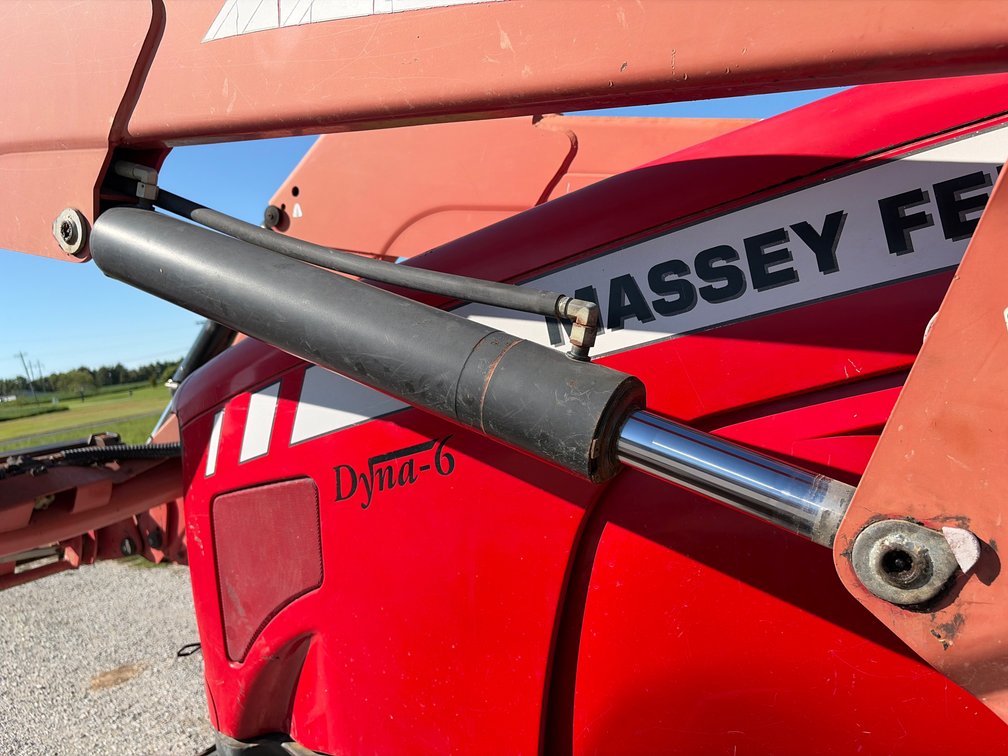 Image for 2009 Massey Ferguson 6480