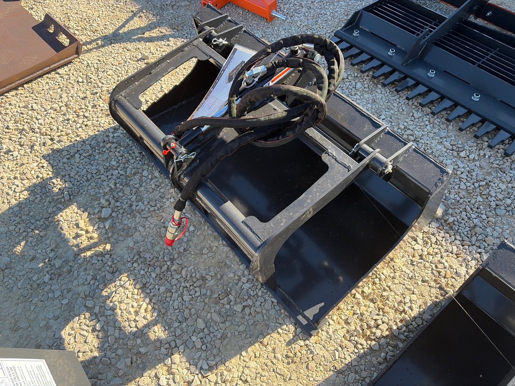 Unused Wolverine Mini Skid Steer 44” Grapple Bucket