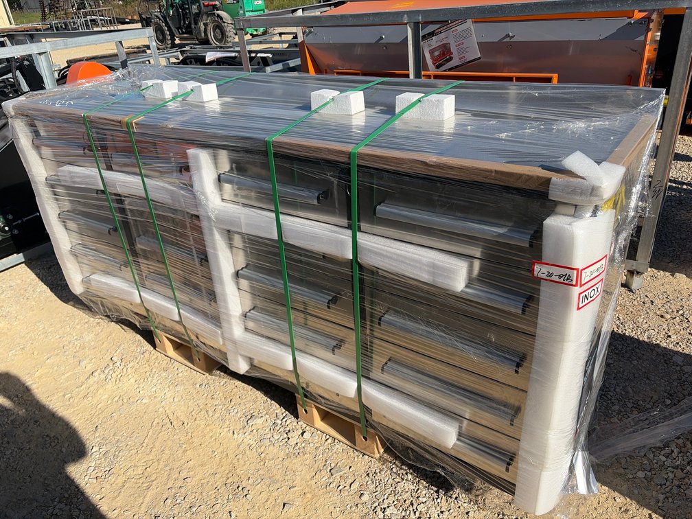 Unused 7ft 20 Drawer Stainless Workbench