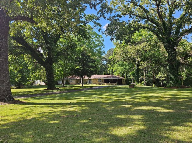 Image for LIVE ONSITE AUCTION!  4 BR, 2.5 BA Home w/Shop & 5.56 Acres+/- & Personal Property ~ 