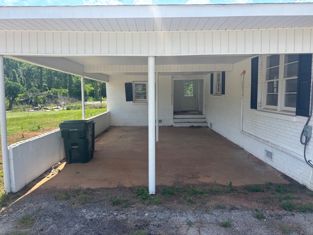 Image for Online Real Estate Auction! 4 BR, 2 BA Brick & Siding Home On 0.73 Acre+/- ~ Leighton, AL