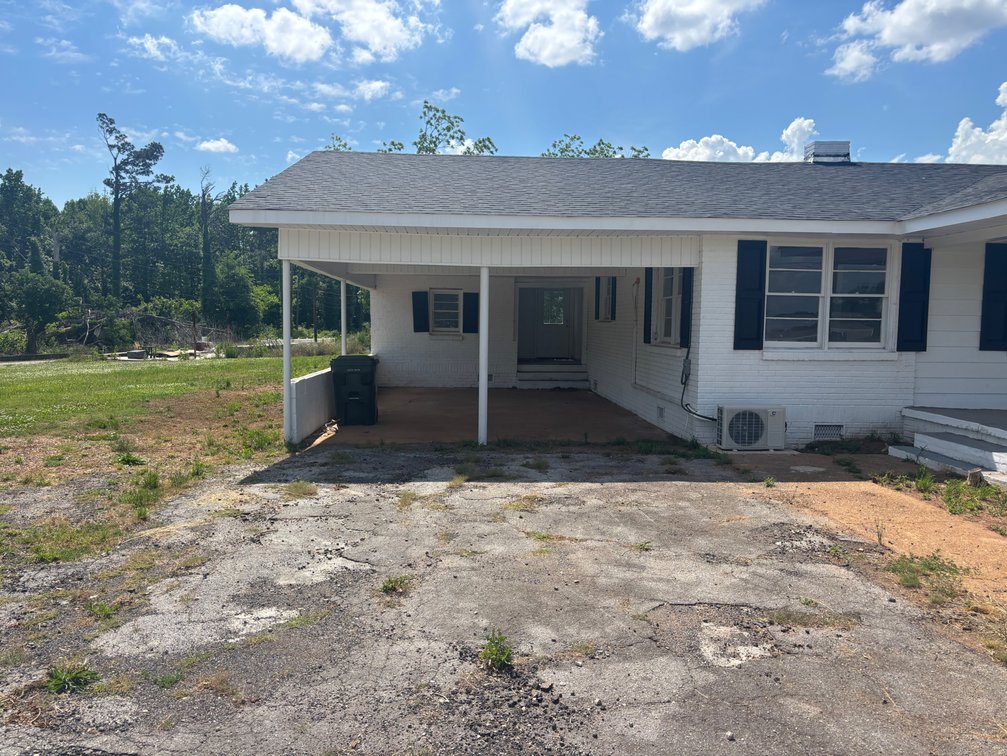 Image for Online Real Estate Auction! 4 BR, 2 BA Brick & Siding Home On 0.73 Acre+/- ~ Leighton, AL