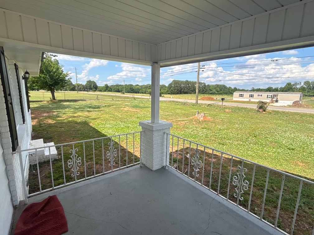 Image for Online Real Estate Auction! 4 BR, 2 BA Brick & Siding Home On 0.73 Acre+/- ~ Leighton, AL