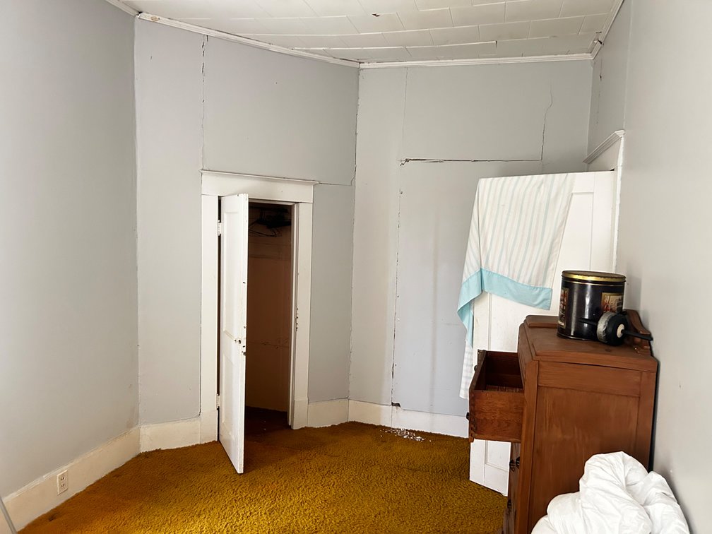 Image for Online Absolute Real Estate Auction! 
