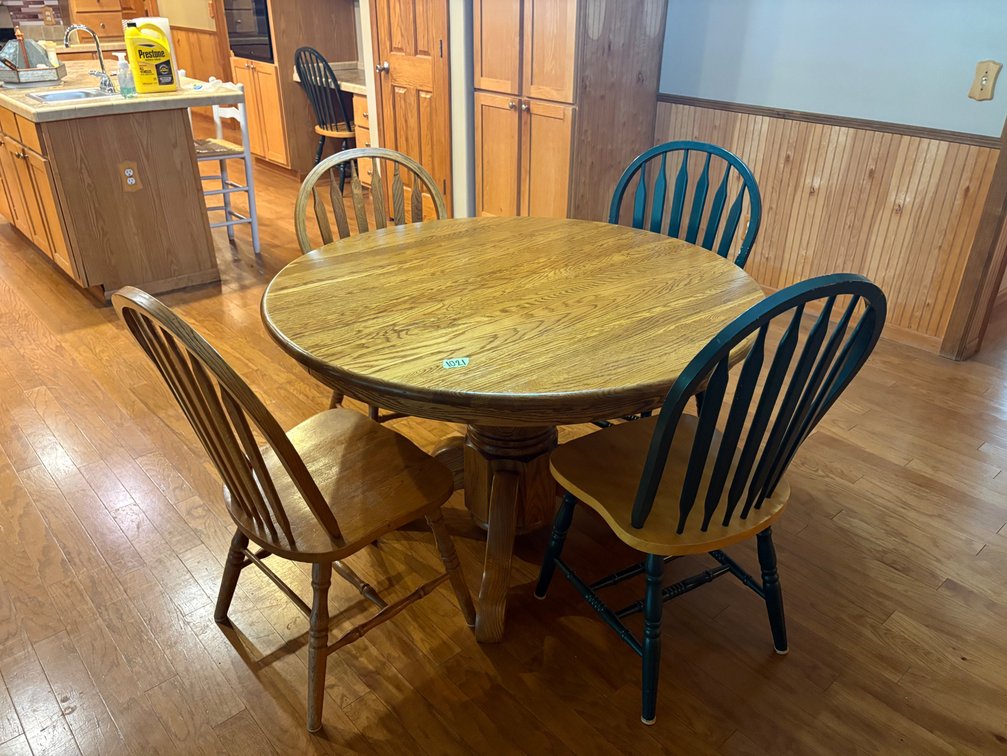 Round Wood Dining Table & Chairs
