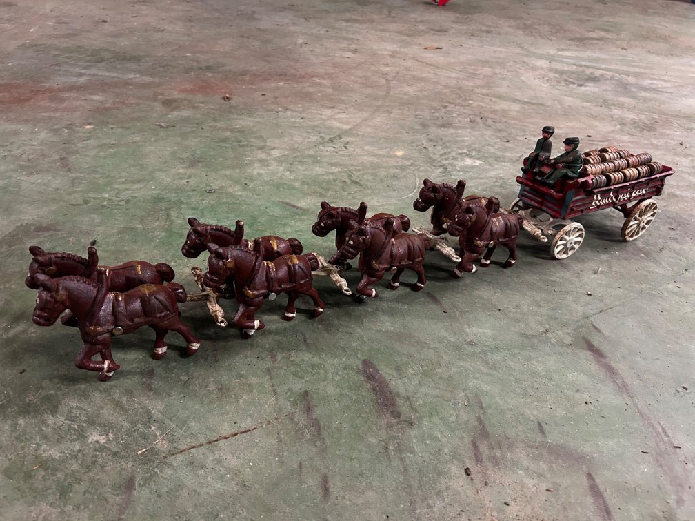 Vintage metal Budweiser Clydesdales horse drawn carriage toy