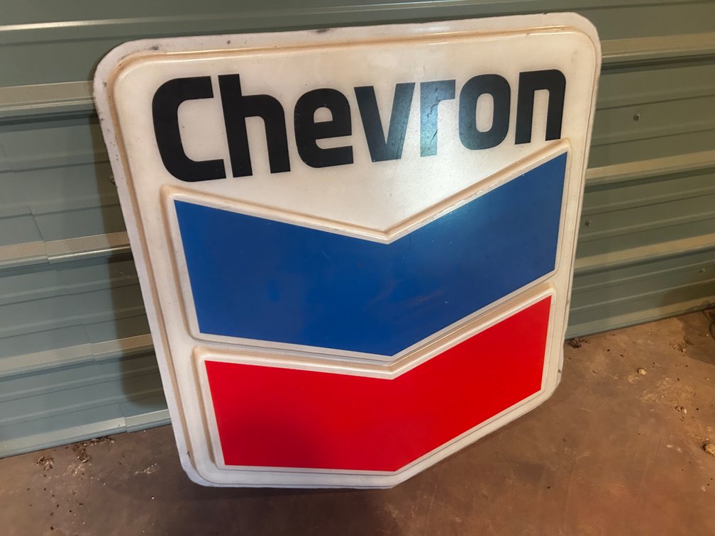 Plastic Chevron sign