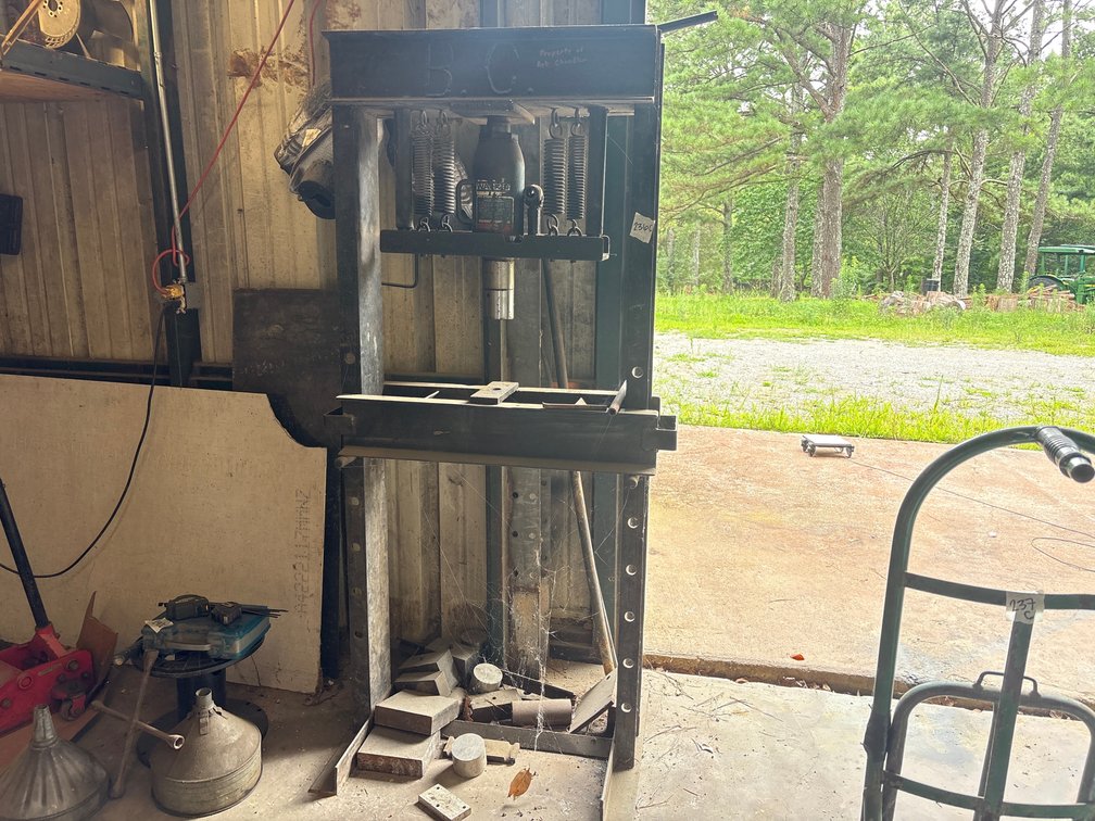 Walker Hydraulic Shop press