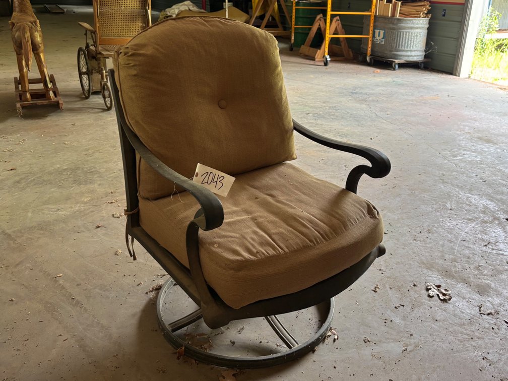 Metal Patio Swivel Chair