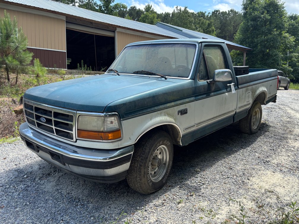 1996 Ford F-150 XLT pickup