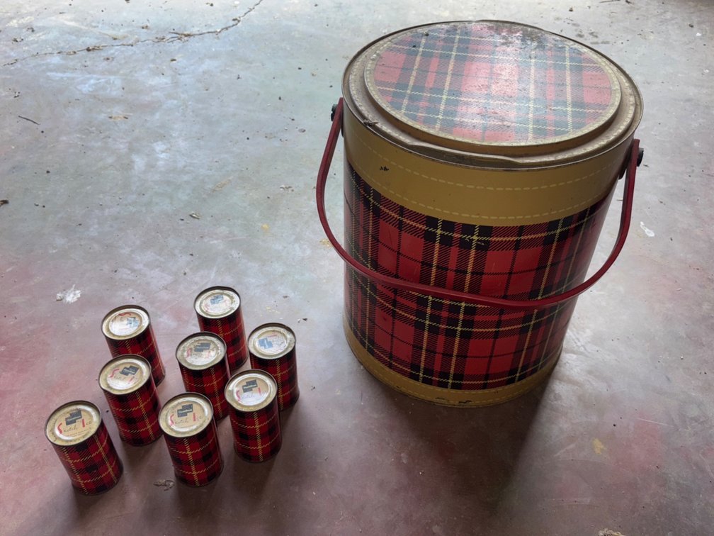 Hamilton Vintage Cooler & Metal Ice Packs