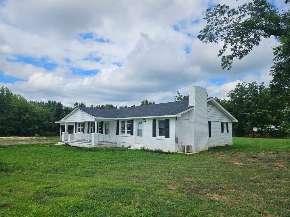 Image for ABSOLUTE Online Real Estate Auction! 4 BR, 2 BA Home On 0.73 Acre+/- in Leighton, AL