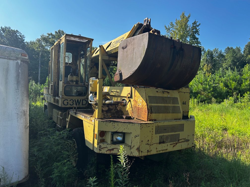 Gradall G3WD mobile hydraulic excavator