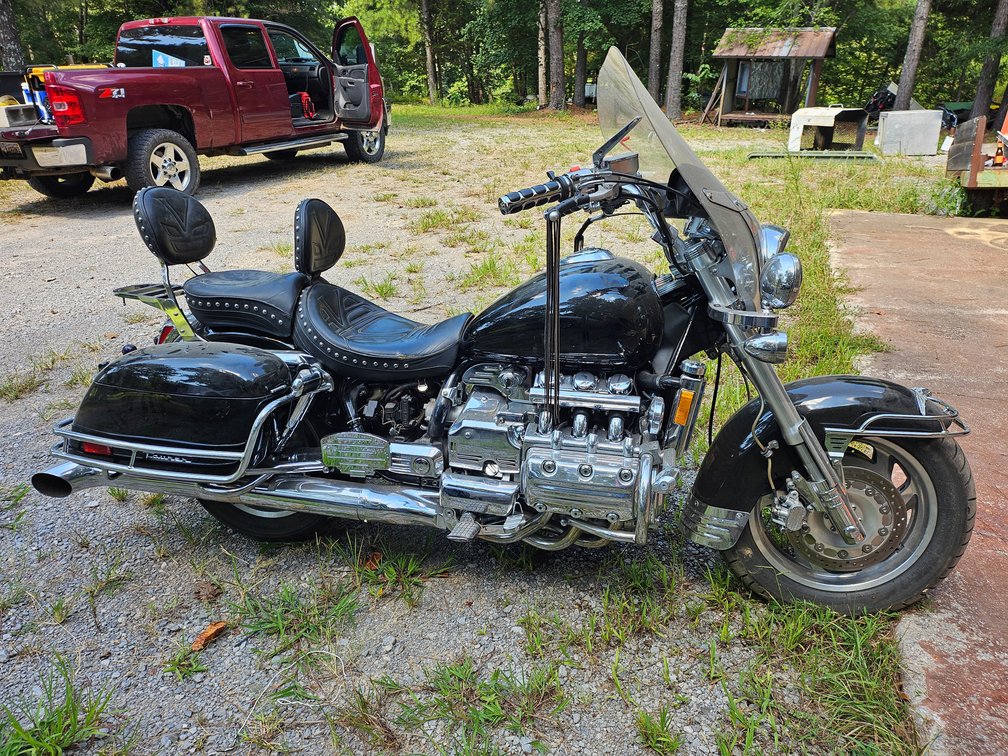 1998 Honda GL1500C Valkyrie Tourer Motorcycle ***See added info. Sellers applying for lost title.