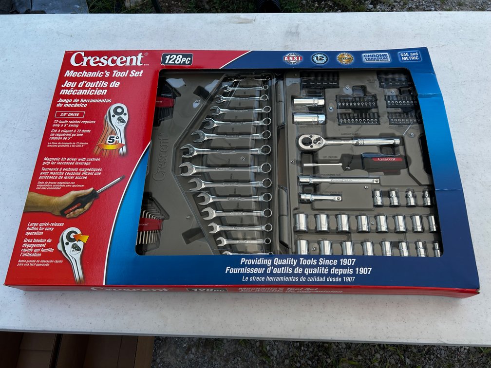 Crescent 128pc mechanic’s tool set