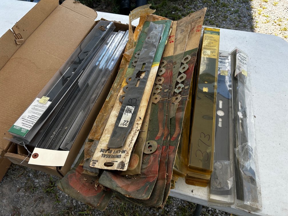Lawnmower blades