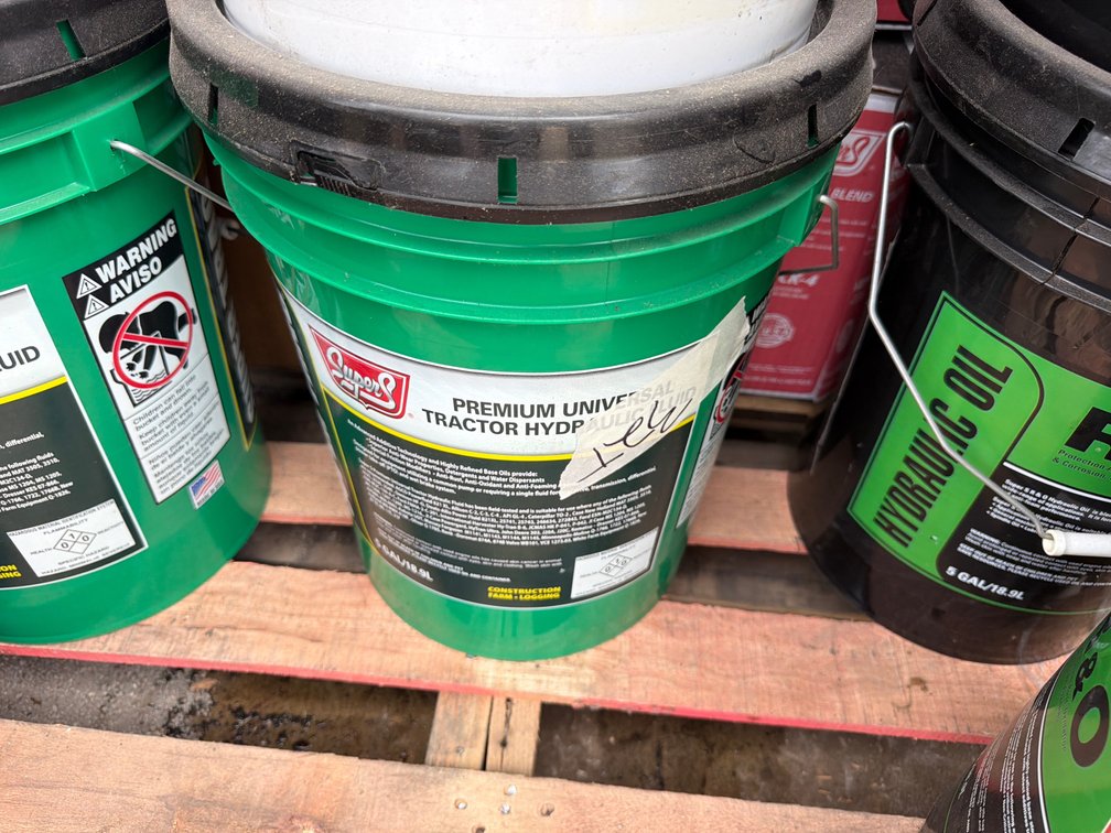 Hydraulic fluid