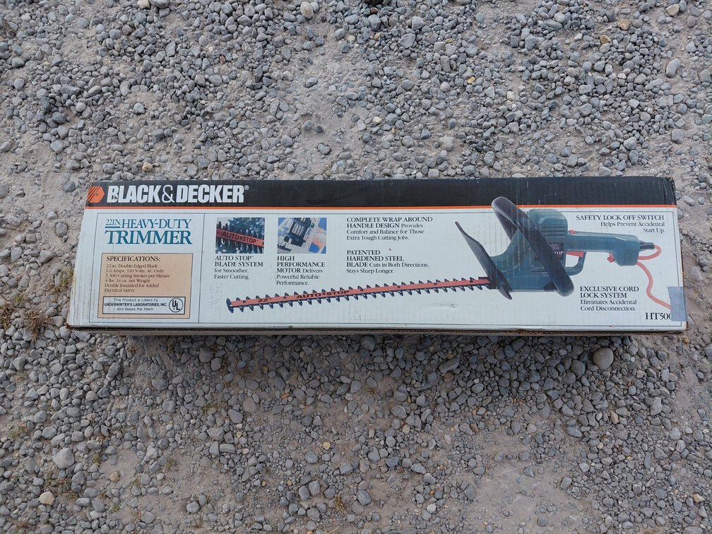 Black & Decker 22" Heavy Duty Trimmer
