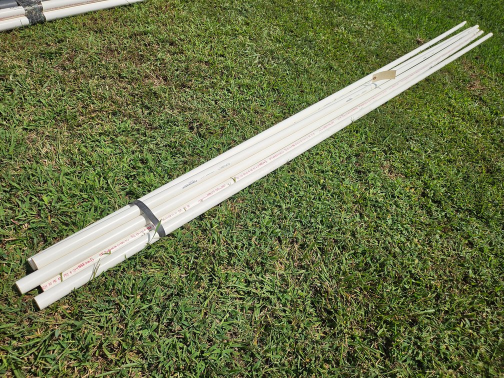 6 pcs 3/4 in PVC appx 10 ft