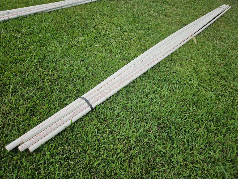 7 pcs 1/2 inch pvc appx 10 ft