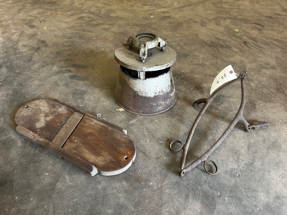 Vintage wood and metal pieces