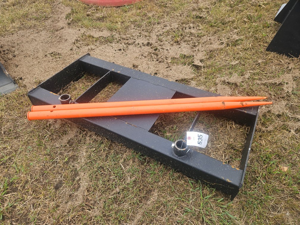 (1) skid steer hay spear kit w/ 4ft spears