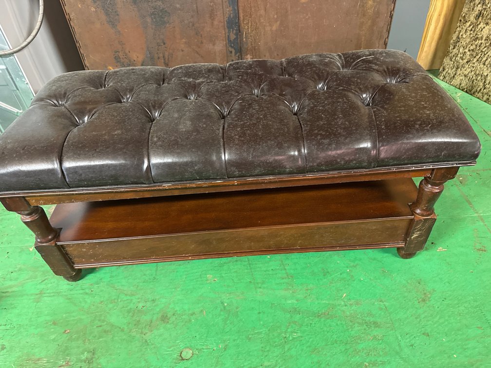Lot 18P padded bench
