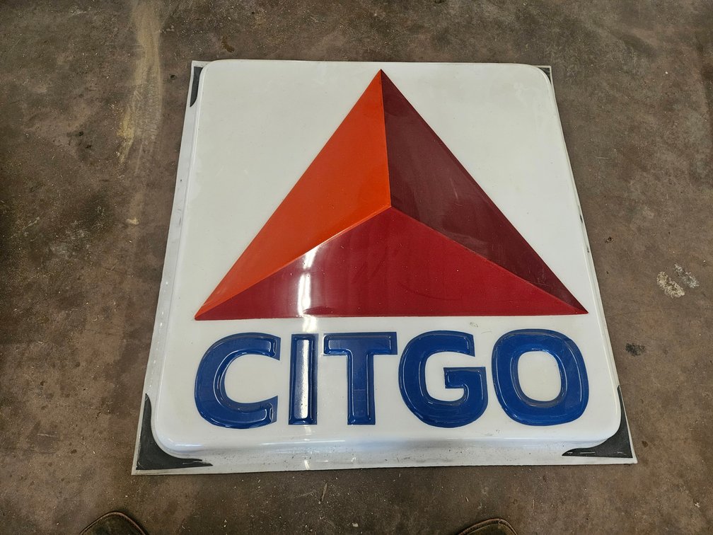 35"x36" Citgo sign