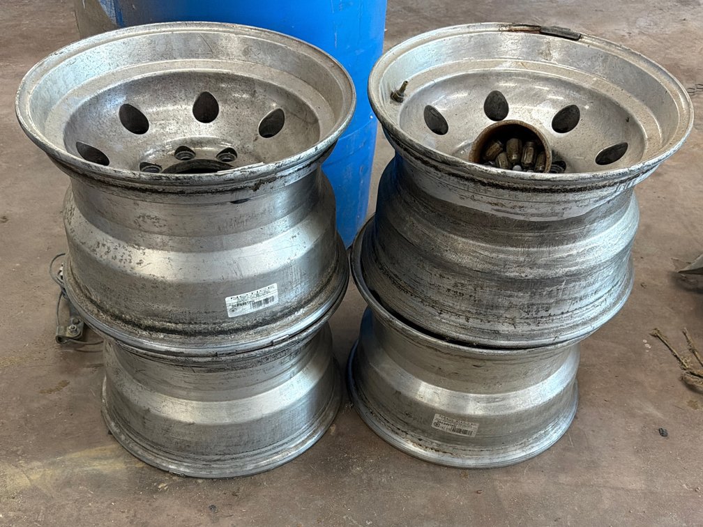 (4) 8 lug aluminum wheels