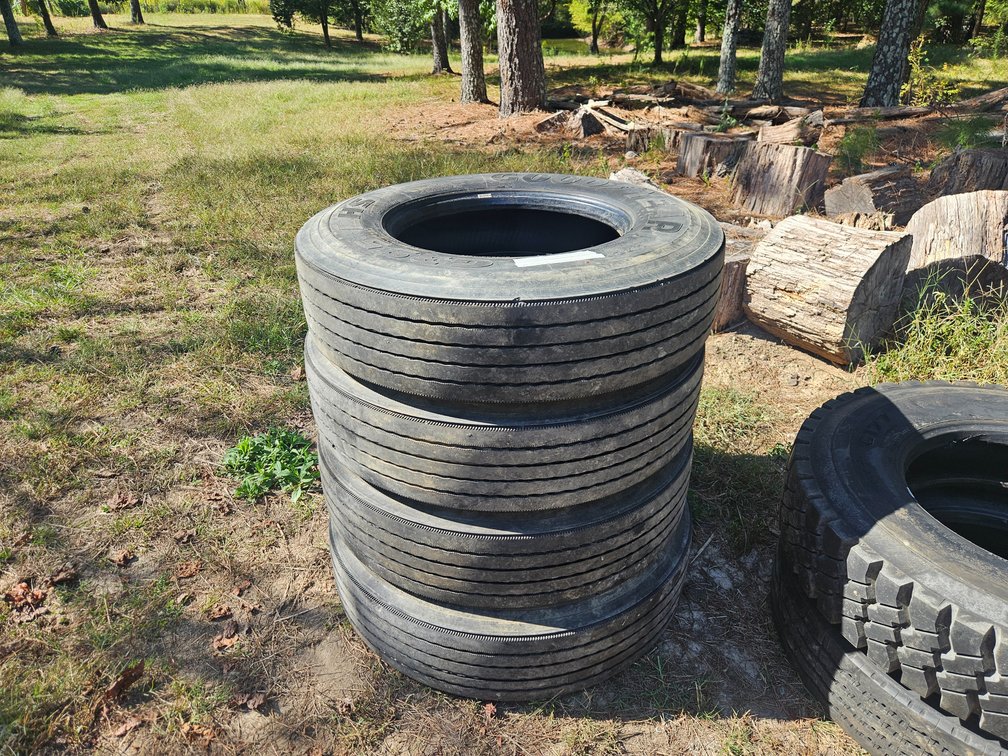 (4) Goodyear 11r22.5 tires G395 possibly regrooved