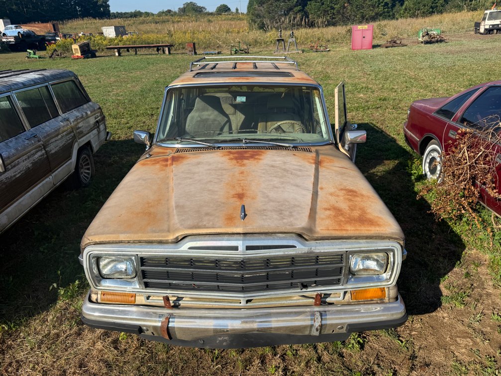 Grand Wagoneer