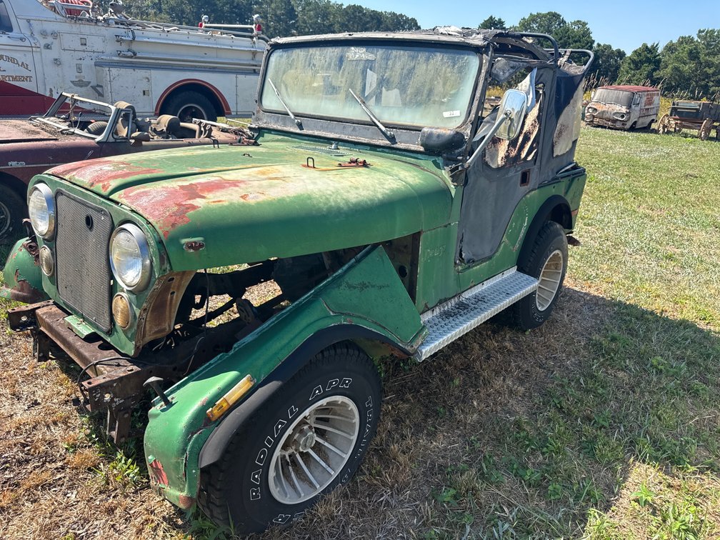 1973 Jeep Wrangler roller (body & chassis, no motor or transmission)